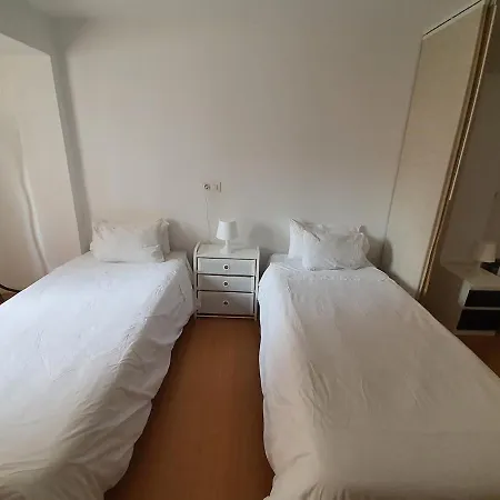 In Center דירה בנידורם